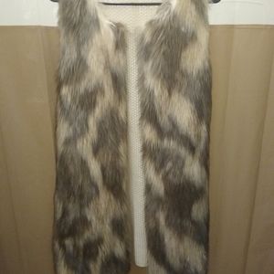 Faur fux vest